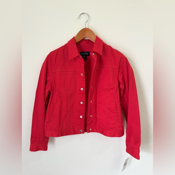 Jones New York NWT Hot Red Button Up Jacket with Silver Details Petite Size M - Picture 2 of 8